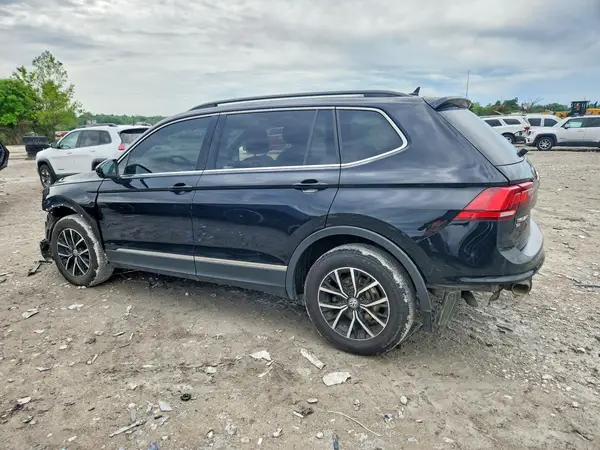3VV3B7AX3MM105955 2021 VOLKSWAGEN TIGUAN - Image 2