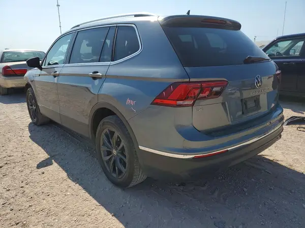 3VV3B7AX3NM033138 2022 VOLKSWAGEN TIGUAN - Image 2