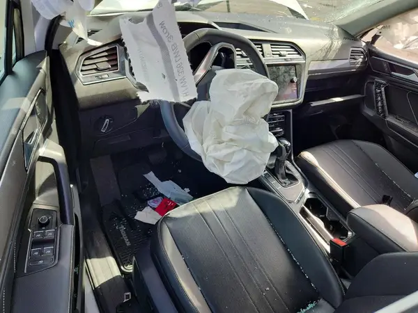 3VV3B7AX3NM047833 2022 VOLKSWAGEN TIGUAN - Image 8