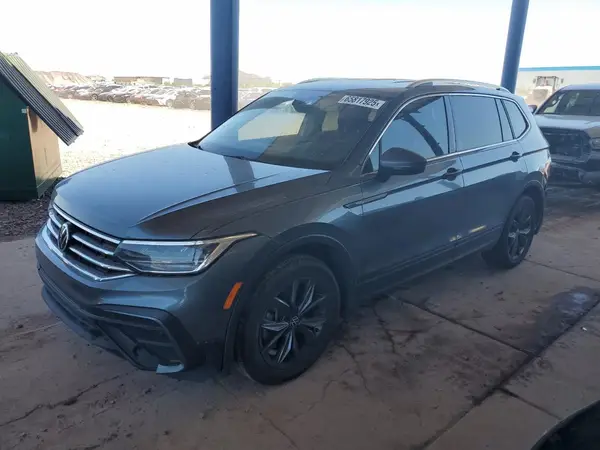 3VV3B7AX3NM058007 2022 VOLKSWAGEN TIGUAN - Image 1