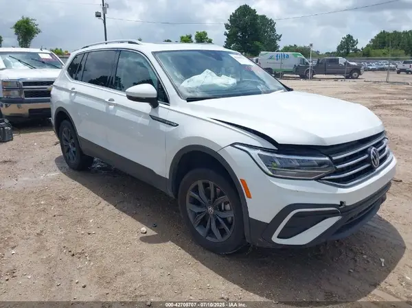 3VV3B7AX3NM134809 2022 VOLKSWAGEN TIGUAN - Image 1