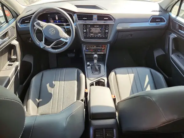 3VV3B7AX3PM008680 2023 VOLKSWAGEN TIGUAN - Image 8