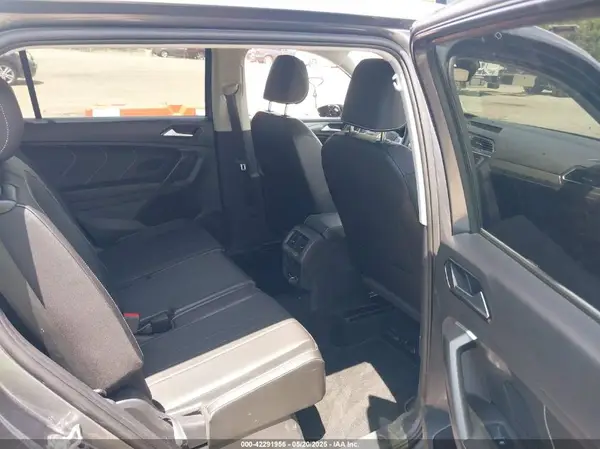3VV3B7AX3PM118743 2023 VOLKSWAGEN TIGUAN - Image 8