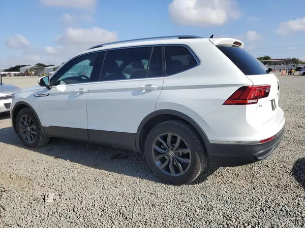 3VV3B7AX3RM002039 2024 VOLKSWAGEN TIGUAN - Image 2