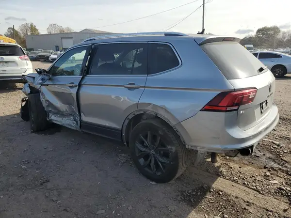 3VV3B7AX3RM148571 2024 VOLKSWAGEN TIGUAN - Image 2