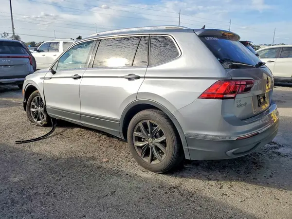 3VV3B7AX3RM191288 2024 VOLKSWAGEN TIGUAN - Image 2
