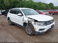 3VV3B7AX4JM003656 2018 VOLKSWAGEN TIGUAN