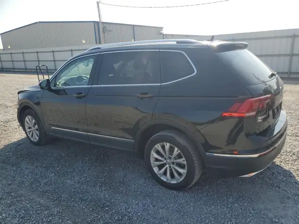 3VV3B7AX4JM014544 2018 VOLKSWAGEN TIGUAN - Image 2