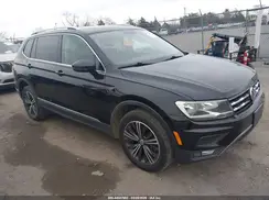 3VV3B7AX4JM017704 2018 VOLKSWAGEN TIGUAN