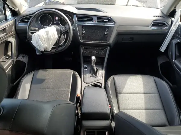 3VV3B7AX4JM017914 2018 VOLKSWAGEN TIGUAN - Image 8