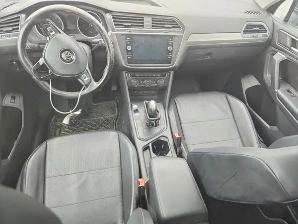 3VV3B7AX4JM023700 2018 VOLKSWAGEN TIGUAN - Image 8