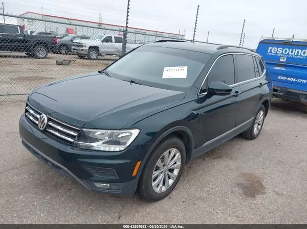 3VV3B7AX4JM033675 2018 VOLKSWAGEN TIGUAN - Image 2