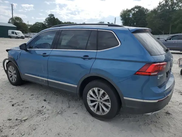 3VV3B7AX4JM050444 2018 VOLKSWAGEN TIGUAN - Image 2