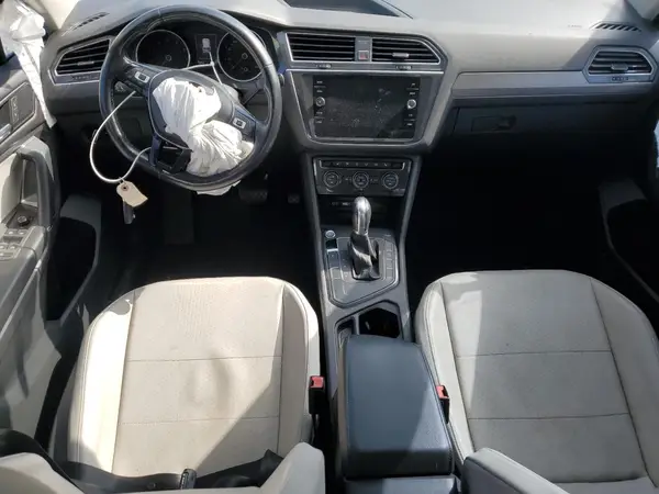 3VV3B7AX4JM050444 2018 VOLKSWAGEN TIGUAN - Image 8