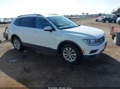3VV3B7AX4JM057698 2018 VOLKSWAGEN TIGUAN