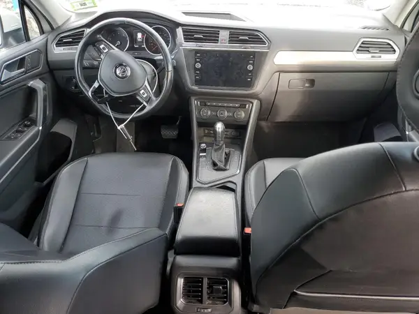 3VV3B7AX4JM087025 2018 VOLKSWAGEN TIGUAN - Image 8