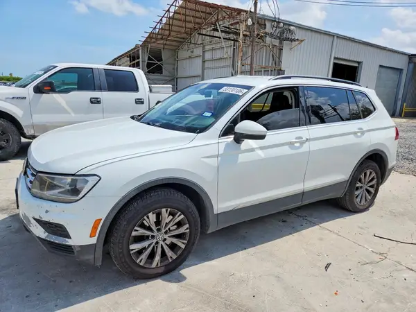 3VV3B7AX4JM089499 2018 VOLKSWAGEN TIGUAN - Image 1