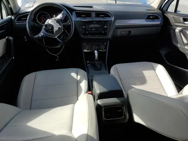 3VV3B7AX4JM091429 2018 VOLKSWAGEN TIGUAN - Image 8