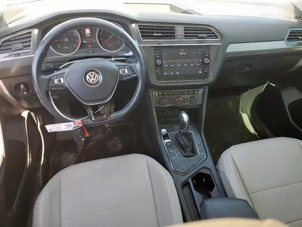3VV3B7AX4JM167540 2018 VOLKSWAGEN TIGUAN - Image 8