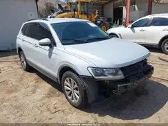 3VV3B7AX4JM174634 2018 VOLKSWAGEN TIGUAN