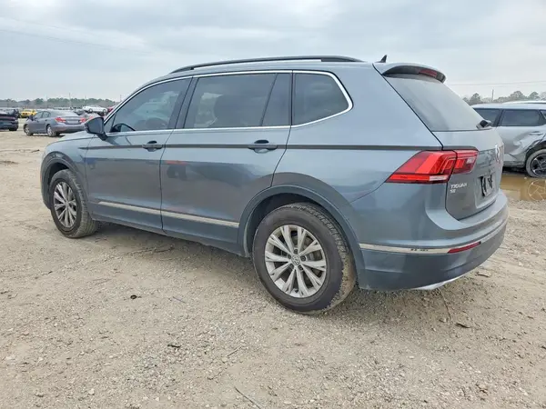 3VV3B7AX4JM178327 2018 VOLKSWAGEN TIGUAN - Image 2