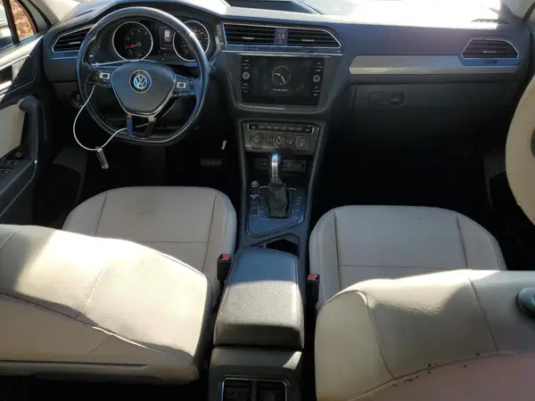 3VV3B7AX4JM207616 2018 VOLKSWAGEN TIGUAN - Image 8