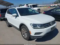 3VV3B7AX4JM217966 2018 VOLKSWAGEN TIGUAN