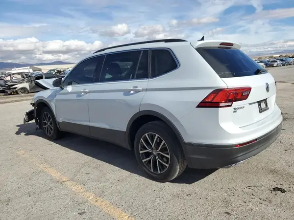3VV3B7AX4KM008955 2019 VOLKSWAGEN TIGUAN - Image 2
