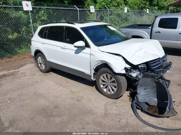 3VV3B7AX4KM028218 2019 VOLKSWAGEN TIGUAN - Image 1