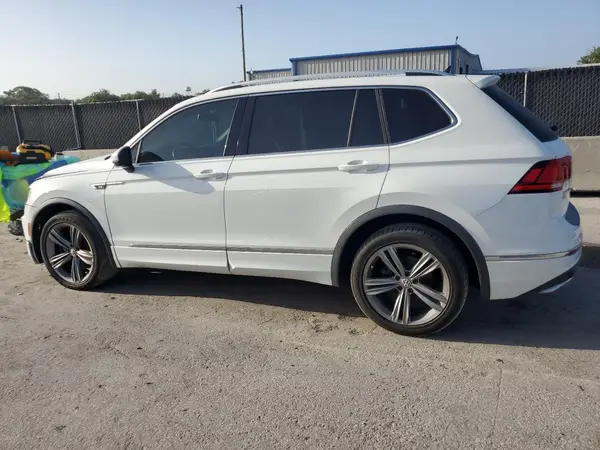 3VV3B7AX4KM030776 2019 VOLKSWAGEN TIGUAN - Image 2
