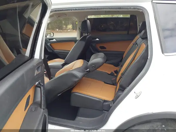 3VV3B7AX4KM049084 2019 VOLKSWAGEN TIGUAN - Image 8