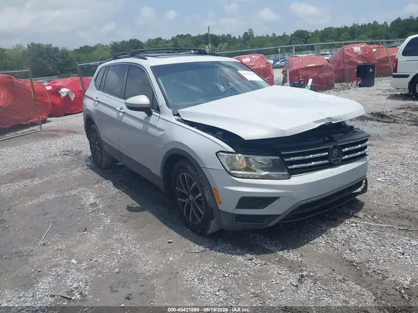 3VV3B7AX4KM054138 2019 VOLKSWAGEN TIGUAN - Image 1