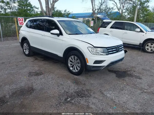 3VV3B7AX4KM081310 2019 VOLKSWAGEN TIGUAN - Image 1