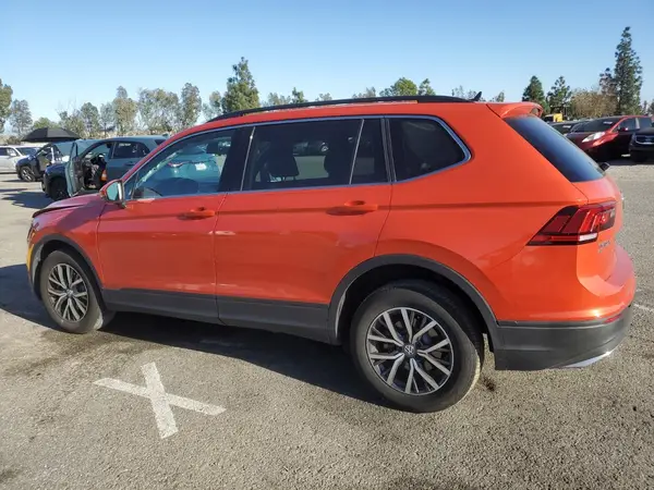 3VV3B7AX4KM098849 2019 VOLKSWAGEN TIGUAN - Image 2