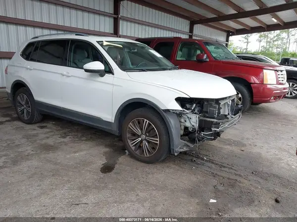 3VV3B7AX4KM104858 2019 VOLKSWAGEN TIGUAN - Image 1