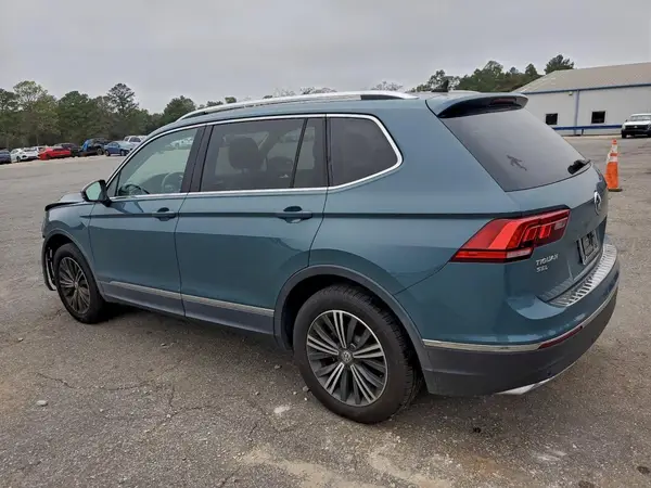 3VV3B7AX4KM128531 2019 VOLKSWAGEN TIGUAN - Image 2