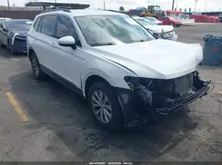 3VV3B7AX4KM153798 2019 VOLKSWAGEN TIGUAN