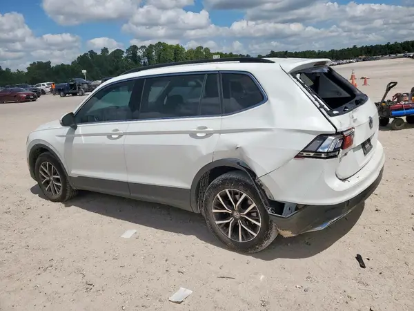 3VV3B7AX4KM184002 2019 VOLKSWAGEN TIGUAN - Image 2