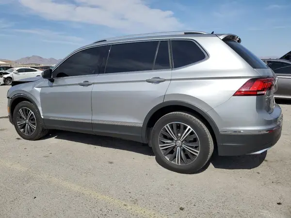 3VV3B7AX4KM198725 2019 VOLKSWAGEN TIGUAN - Image 2