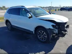 3VV3B7AX4LM018256 2020 VOLKSWAGEN TIGUAN
