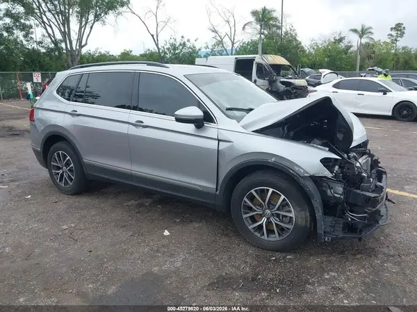 3VV3B7AX4LM027281 2020 VOLKSWAGEN TIGUAN - Image 1