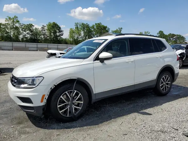3VV3B7AX4LM058417 2020 VOLKSWAGEN TIGUAN - Image 1
