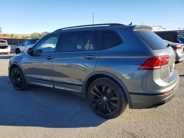 3VV3B7AX4LM067036 2020 VOLKSWAGEN TIGUAN - Image 2