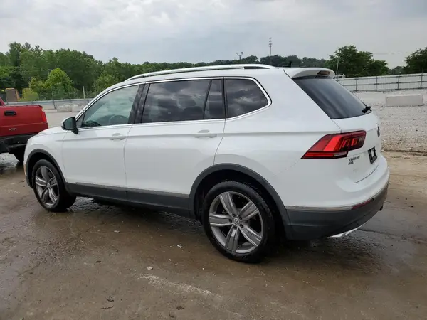 3VV3B7AX4LM079879 2020 VOLKSWAGEN TIGUAN - Image 2