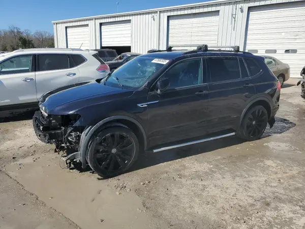 3VV3B7AX4LM105199 2020 VOLKSWAGEN TIGUAN - Image 1