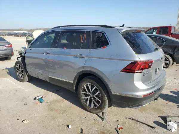 3VV3B7AX4LM113769 2020 VOLKSWAGEN TIGUAN - Image 2