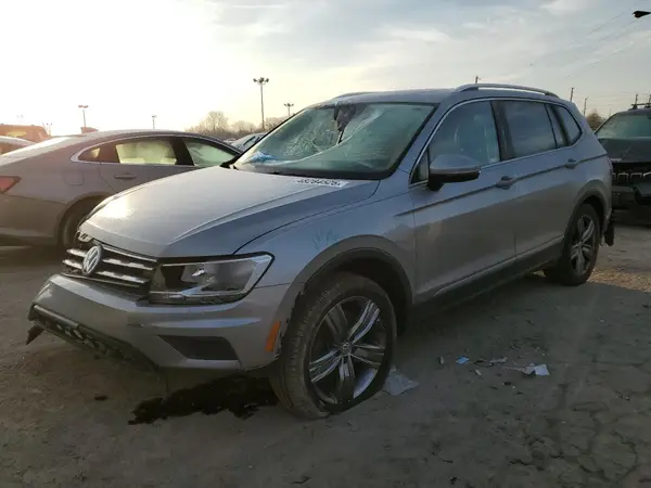 3VV3B7AX4LM115845 2020 VOLKSWAGEN TIGUAN - Image 1