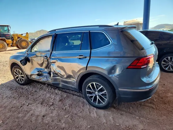 3VV3B7AX4LM122603 2020 VOLKSWAGEN TIGUAN - Image 2