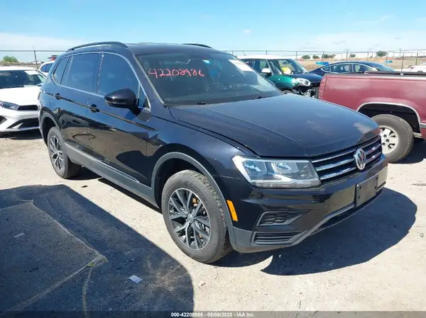 3VV3B7AX4LM124528 2020 VOLKSWAGEN TIGUAN - Image 1