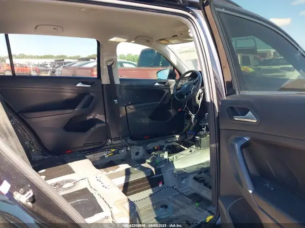 3VV3B7AX4LM124528 2020 VOLKSWAGEN TIGUAN - Image 8